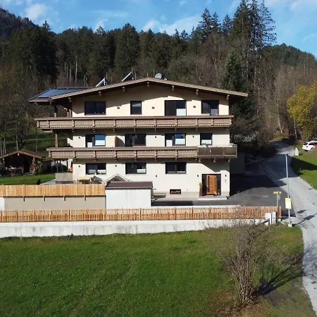 Dahoams Platzl By Interhome Lejlighed Aschau Im Zillertal